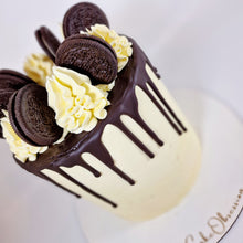 Load image into Gallery viewer, Oreo Drip Cake – A Cookie Lover's Delight