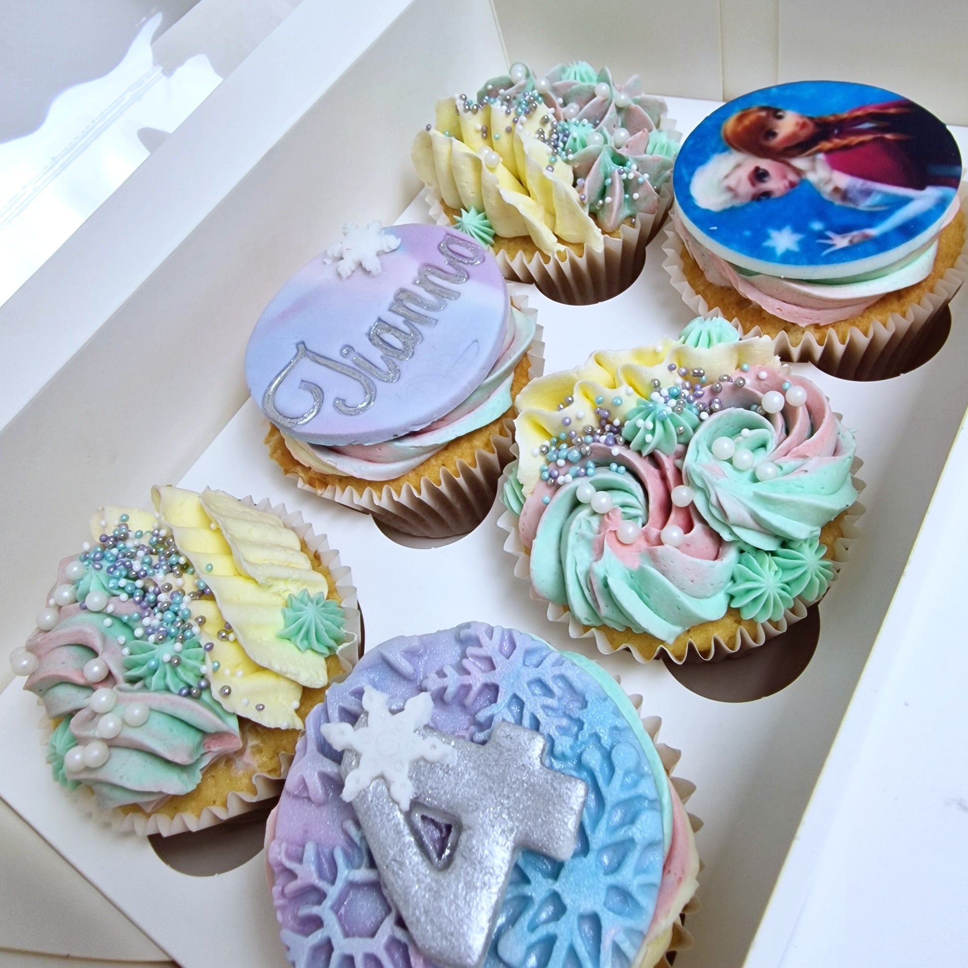 Frozen themed cupcakes inspired by Disney’s Frozen for delivery in Basildon Essex
